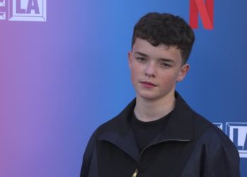 Owen Cooper, Aktor 15 Tahun yang Menang Emmy 2025 Lewat Serial Adolescence